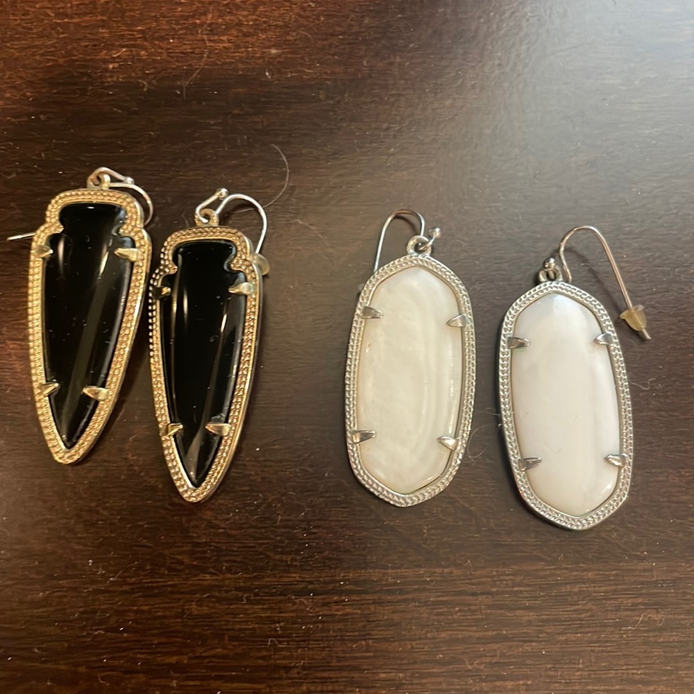 Kendra Scott earring